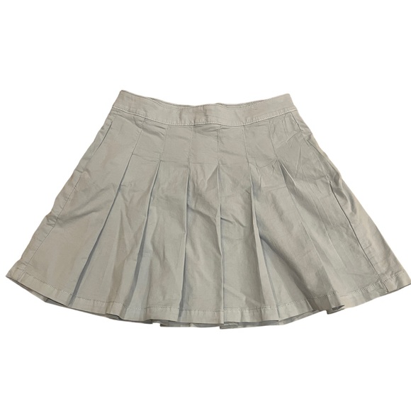 American Eagle Light Blue Pleated Super Hi Rise Stretch Skirt, Size 2. - Picture 1 of 6